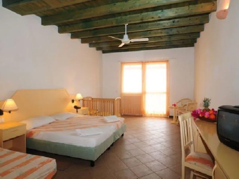 Ahg Marine Club Beach Resort Sal Rei 4*,